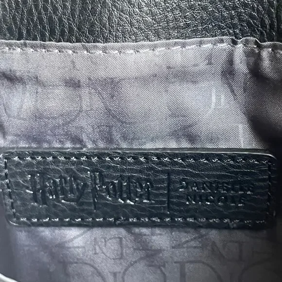 Danielle Nicole x Harry Potter Women's Black Slytherin Uniform Clutch Bag - Picture 9 of 13
